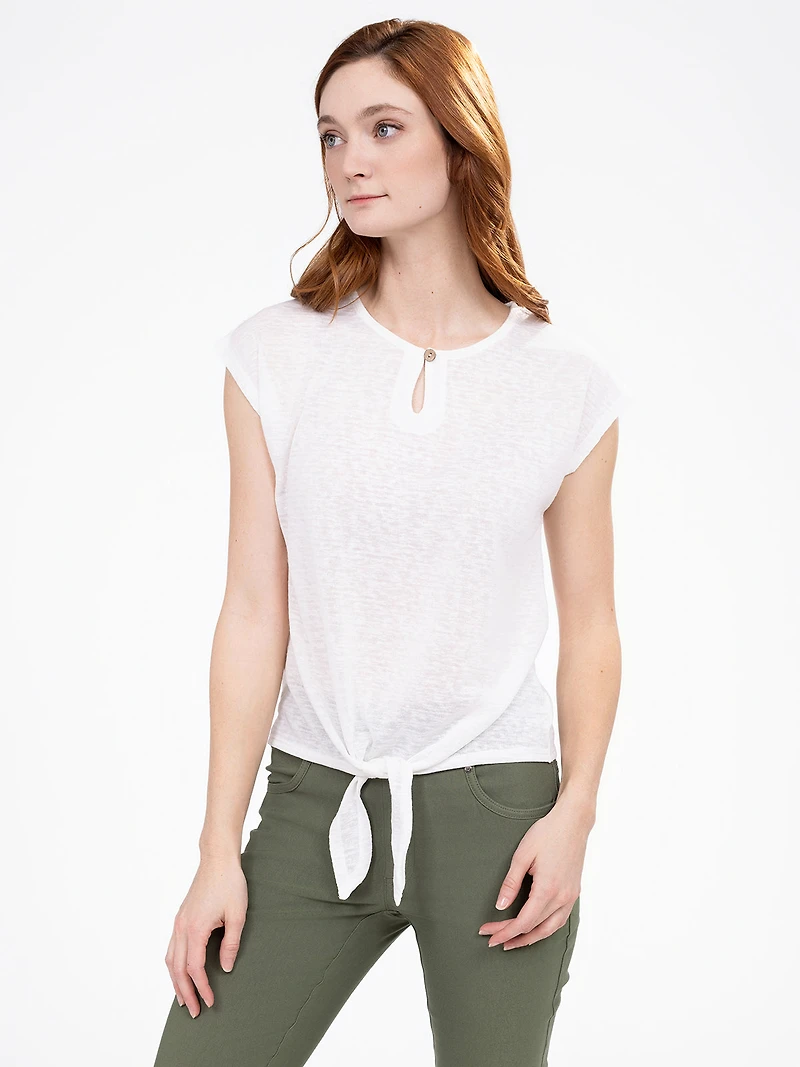 Short-sleeve semi-fitted t-shirt