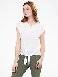 Short-sleeve semi-fitted t-shirt
