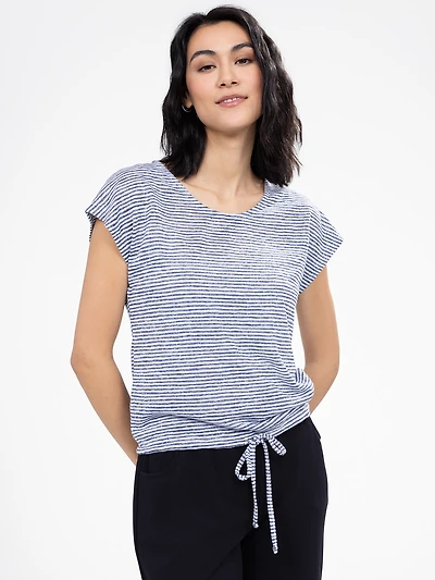 Short-sleeve semi-fitted t-shirt