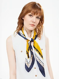 Squared scarf