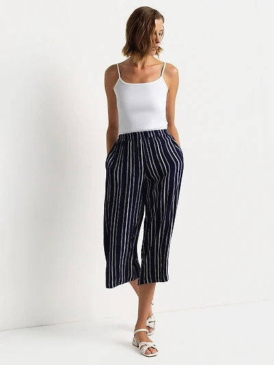 Wide-leg casual pull-on capri