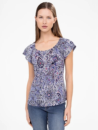 Short-sleeve semi-fitted t-shirt