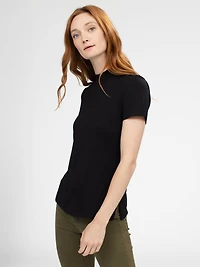 Short-sleeve fitted t-shirt