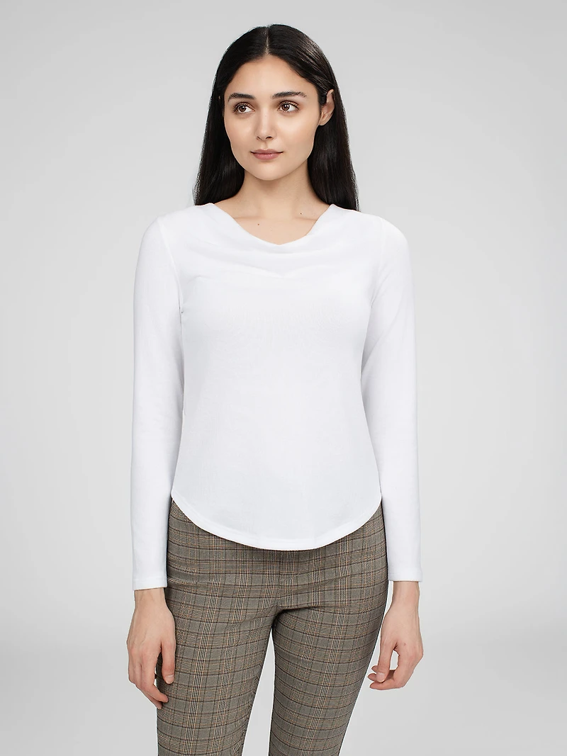 Long-sleeve semi-fitted t-shirt
