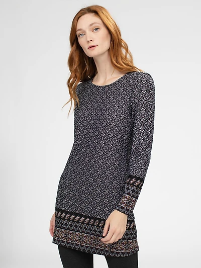 Long-sleevesemi-fitted knit tunic