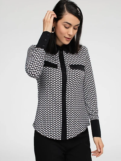 Blouse semi-ajustée à manches longues avec boutons
