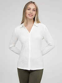 Long-sleeve semi-fitted blouse with buttons