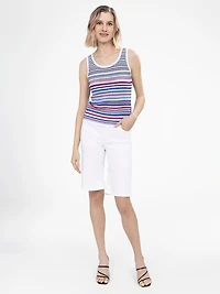 Semi-fitted sleeveless tank sweater