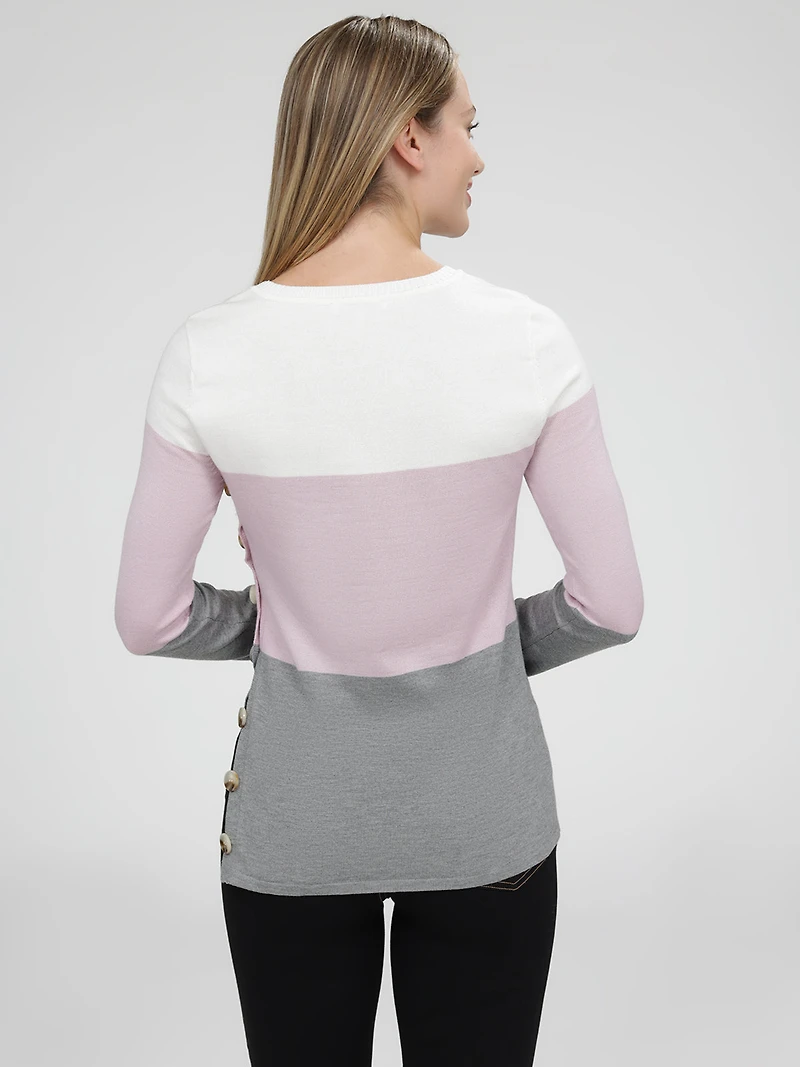 Long-sleeve semi-fitted pullover sweater