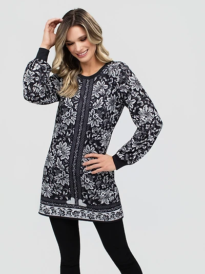 Long-sleeve knit tunic