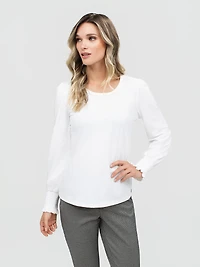 Long-sleeve t-shirt