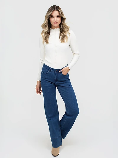 Wide-leg semi-fitted jean