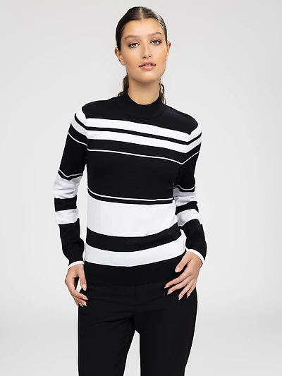 Long-sleeve semi-fitted pullover sweater