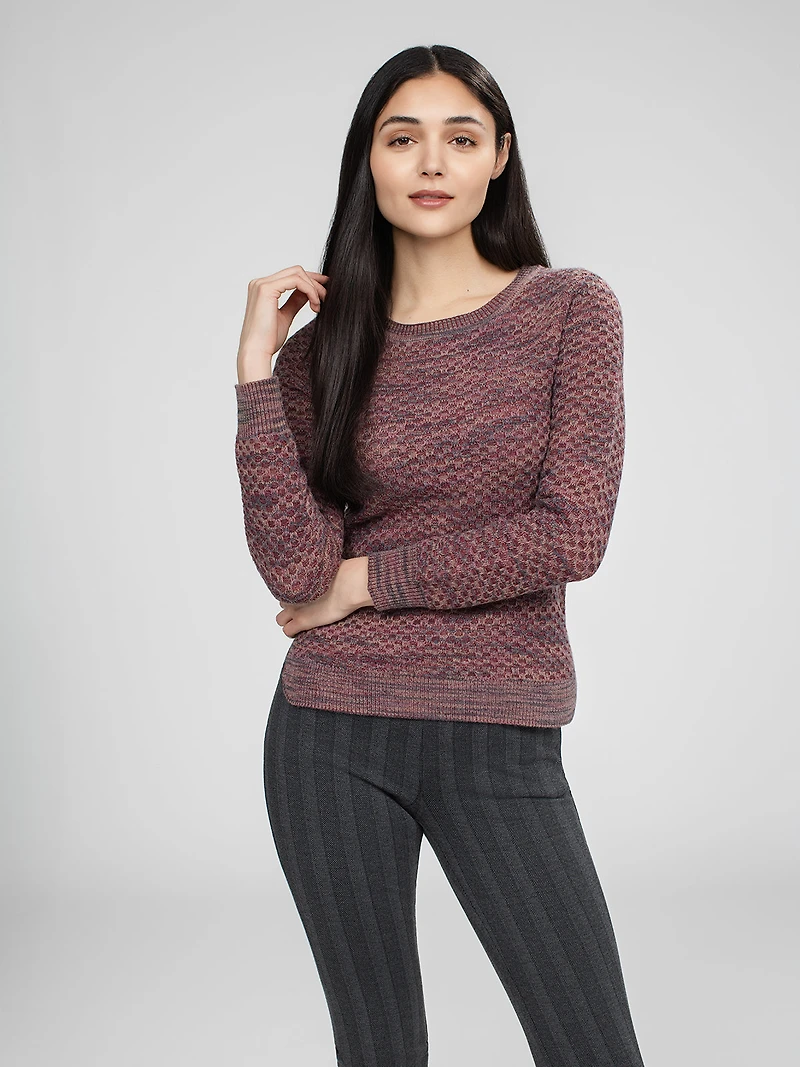 Long-sleeve semi-fitted pullover sweater