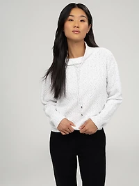 Long-sleeve semi-fitted pullover sweater