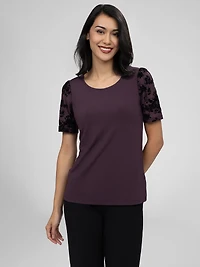 Short-sleeve t-shirt