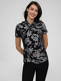 Short-sleeve t-shirt