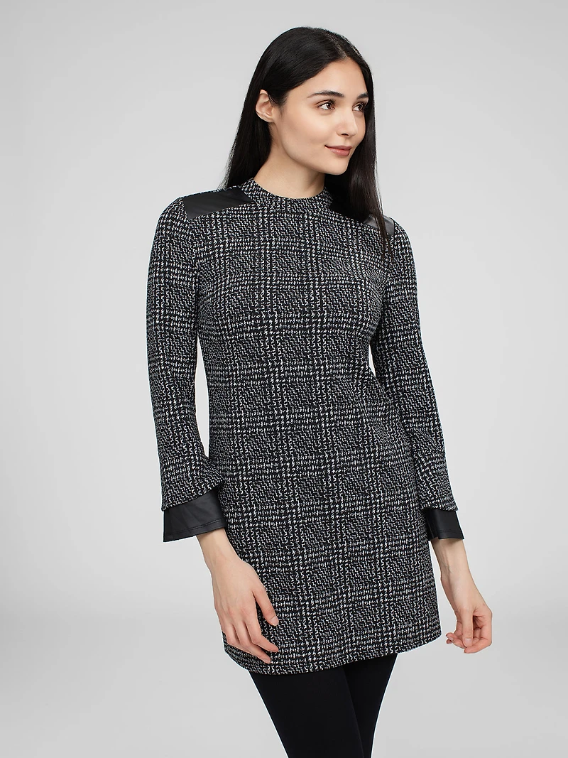 Robe courte ligne A en tricot