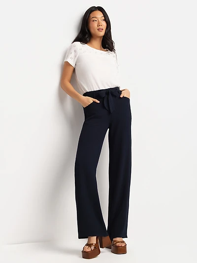 Wide-leg casual pull-on pant