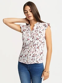 Short-sleeve blouse with buttons