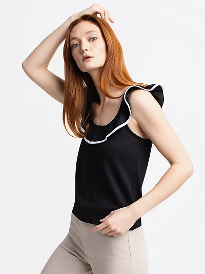 Semi-fitted tank top