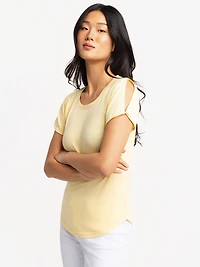 Sleeveless t-shirt