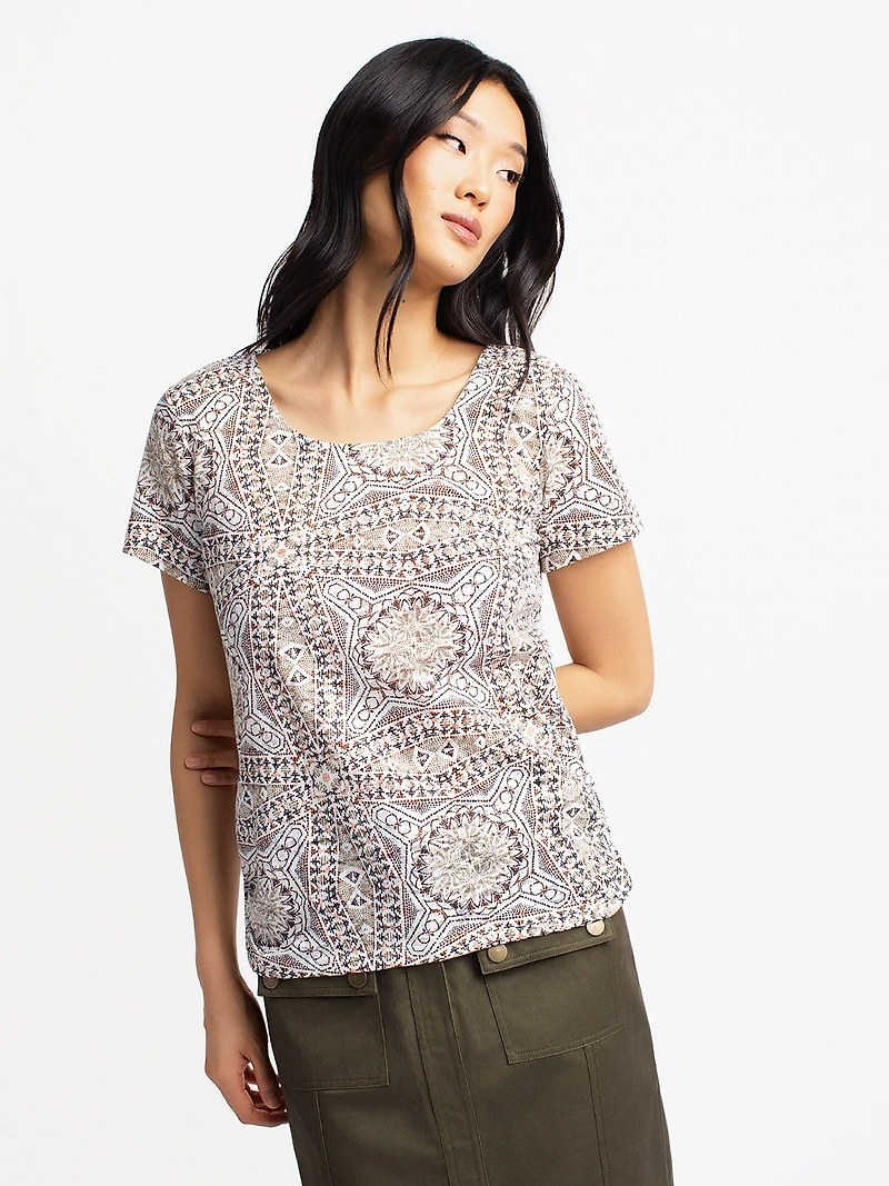 Short-sleeve t-shirt