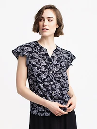 Short-sleeve blouse with buttons