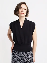 Semi-fitted tank top
