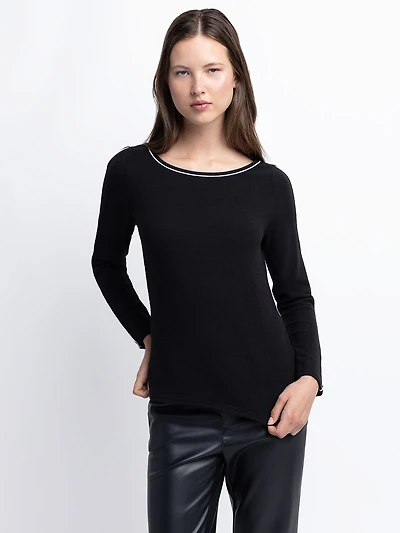 Long-sleeve T-shirt