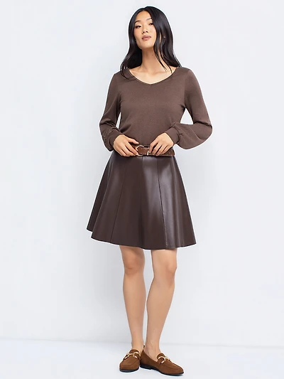 Long-sleeve knit shirt