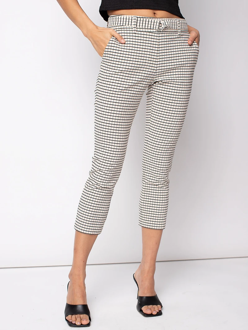 Straight fitted pull-on capri