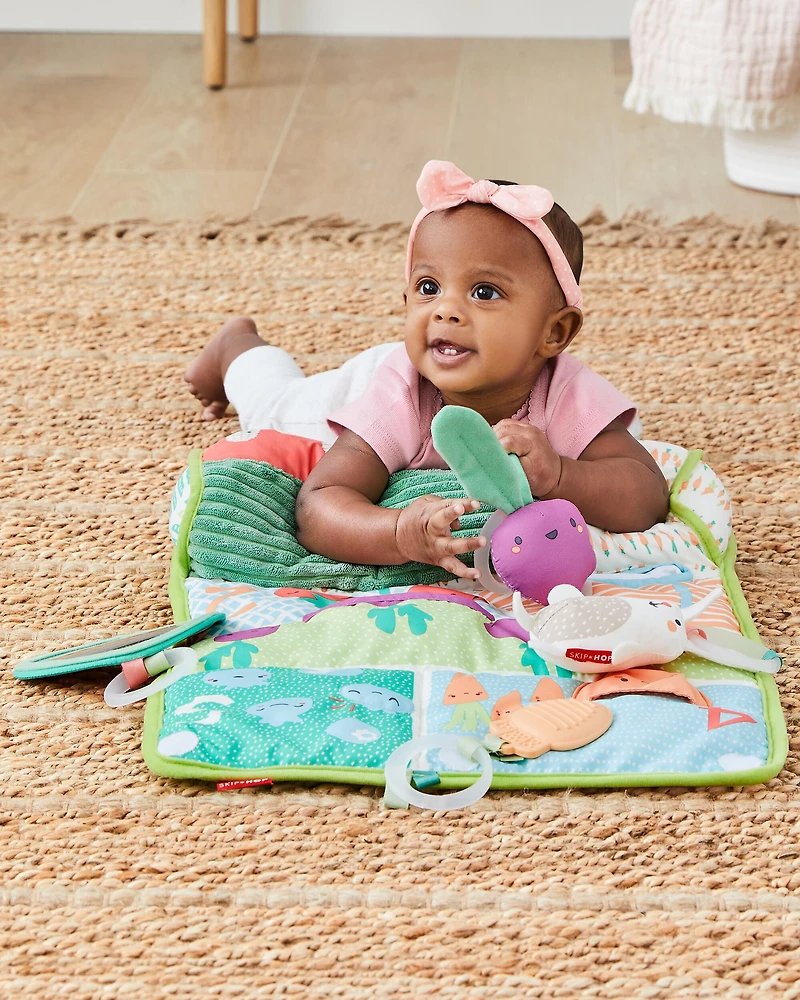 Farmstand Tummy Time Activity Mat