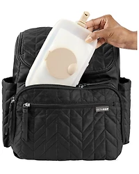 Grab & Go Snug Seal Wipes Case - White/Beige