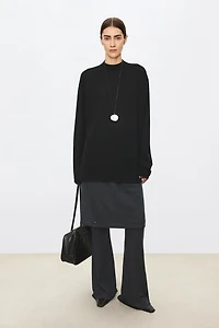 120S German Merino Wool Minimalist Long-Sleeve Top