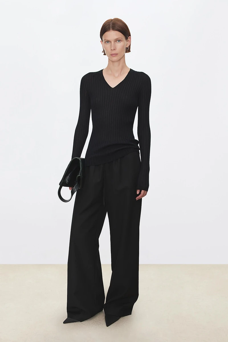 80s Fine-Spun Cashmere Seamless Long-Sleeve Knit