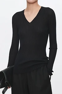 80s Fine-Spun Cashmere Seamless Long-Sleeve Knit