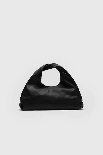 Argentine Cowhide Triangle Knot