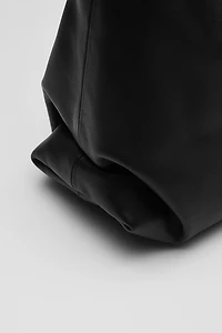 Argentine Cowhide Triangle Knot