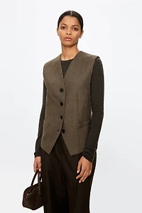 British Fine Wool Classic V-Neck Vest