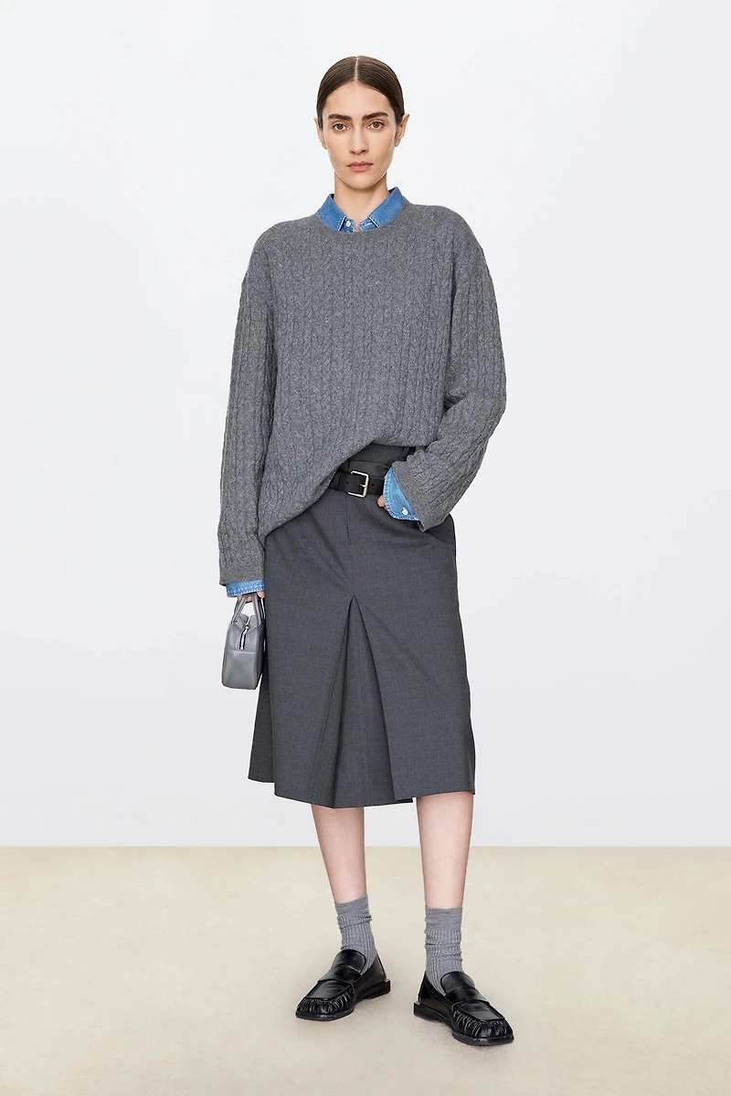 Cable-knit Pure Cashmere Crew Neck Sweater