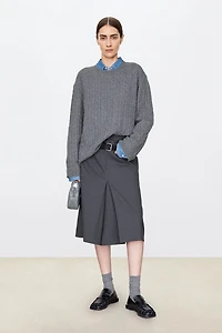Cable-knit Pure Cashmere Crew Neck Sweater