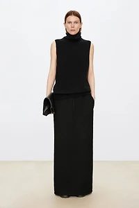 Cashmere Stretch High-Neck Vest