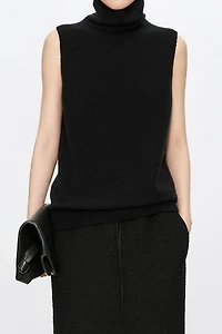 Cashmere Stretch High-Neck Vest