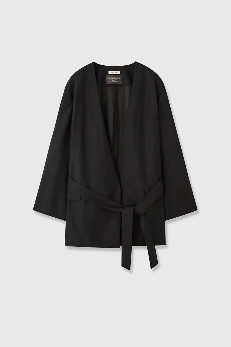 Detachable-Belt Blazer