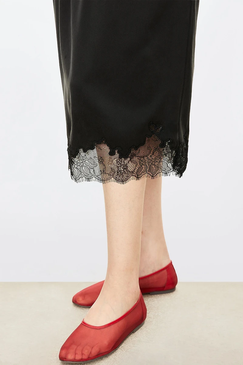 Embossed Lace Panel Midi Skirt