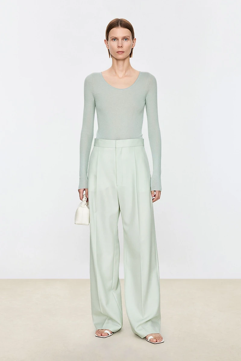 Italian Silk & Cashmere UV-Neck Base Shirt