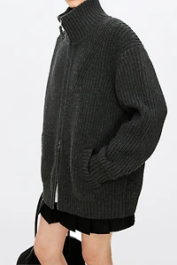 Mixed-color Turtleneck Pullover