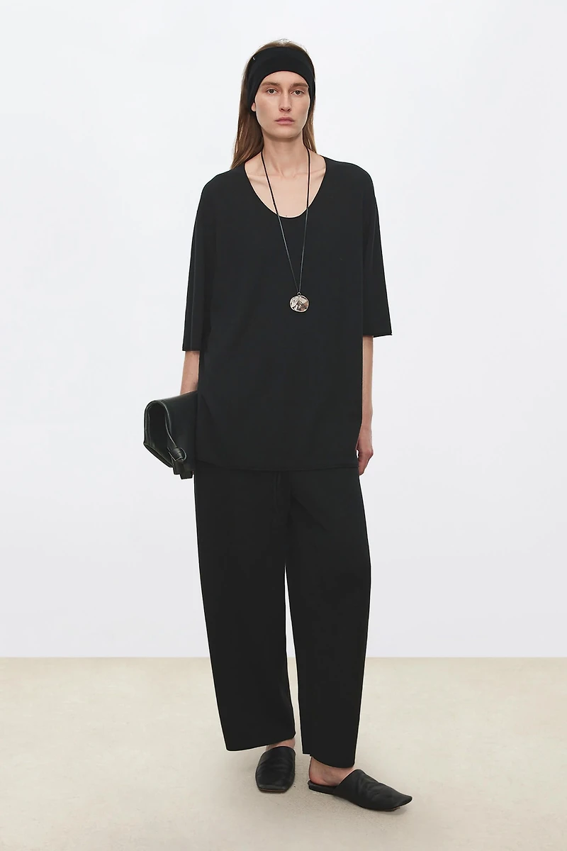 Pure Wool Short-Sleeve Top with Natural Rolled Hem