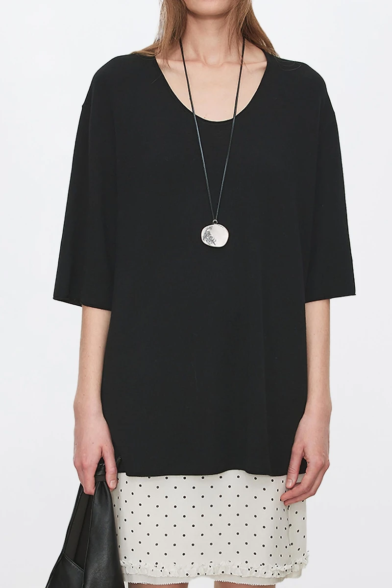 Pure Wool Short-Sleeve Top with Natural Rolled Hem